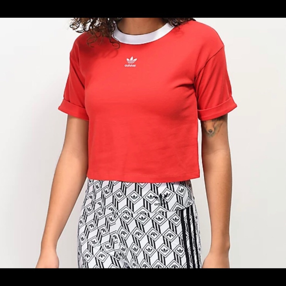 Ladies Small Adidas crop top. Like new.